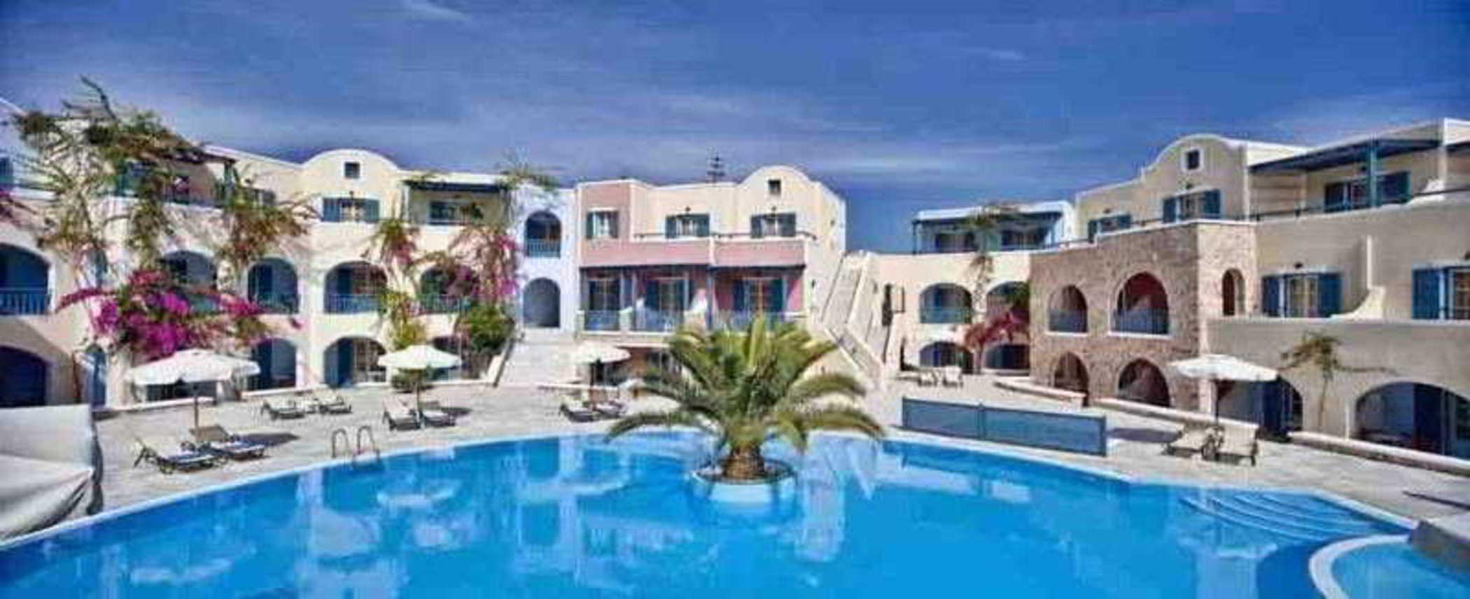 Kamári Aegean Plaza Hotel מראה חיצוני תמונה
