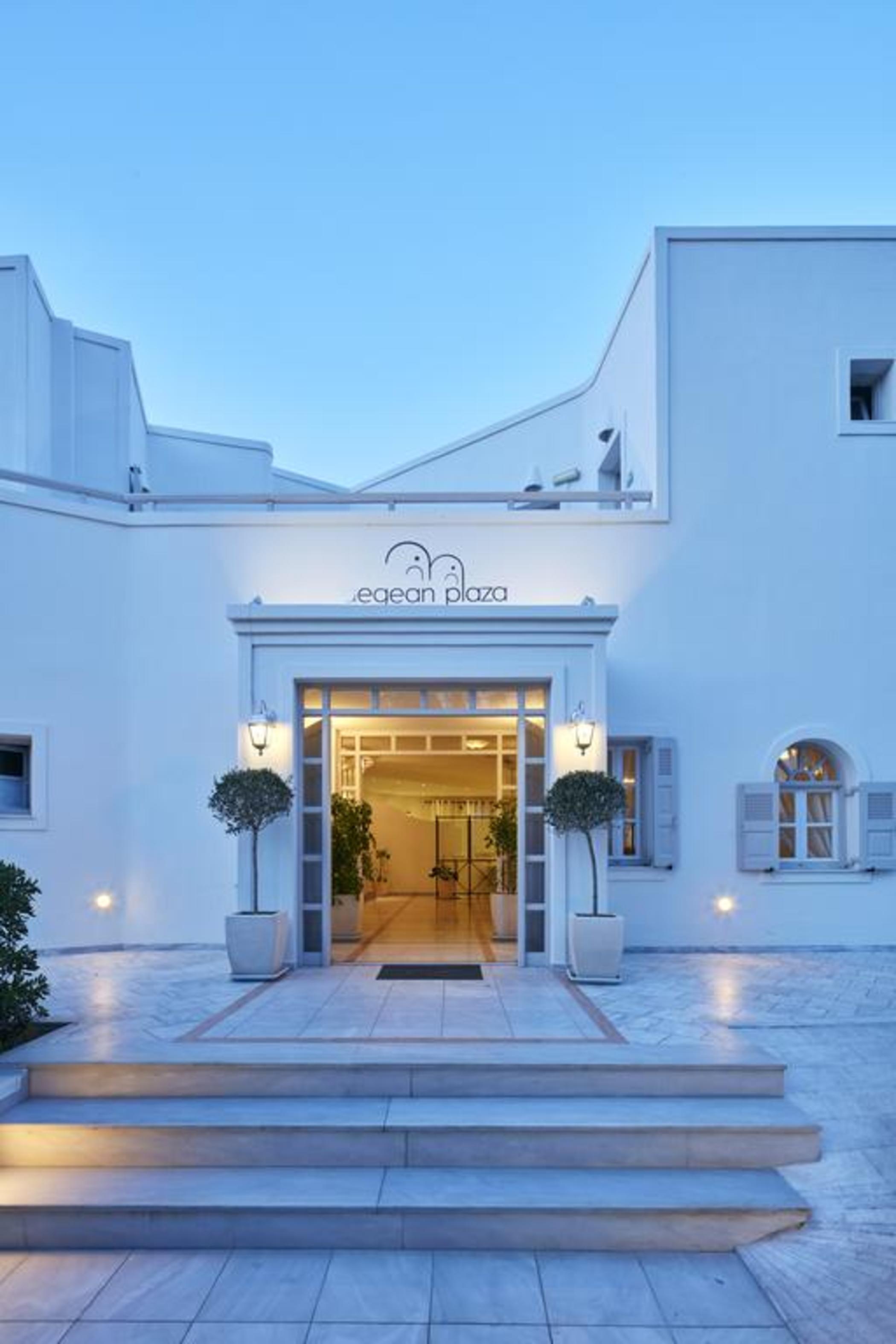 Kamári Aegean Plaza Hotel מראה חיצוני תמונה