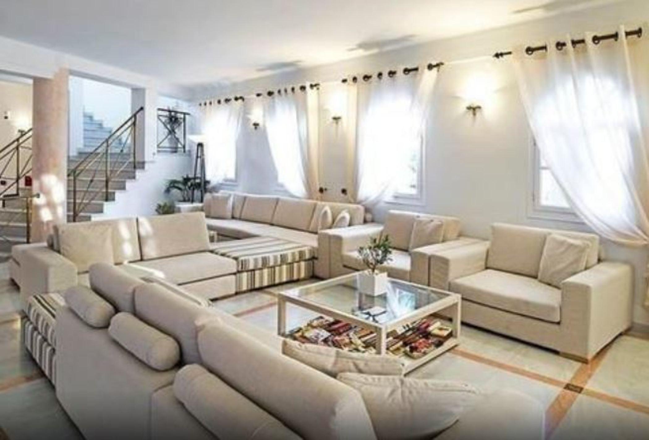 Kamári Aegean Plaza Hotel מראה חיצוני תמונה