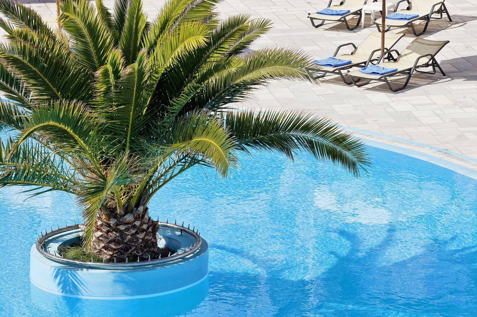 Kamári Aegean Plaza Hotel מראה חיצוני תמונה